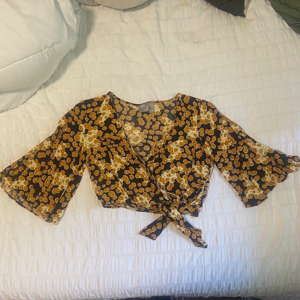 ASOS Cropped Floral Wrap Blouse - Size 4